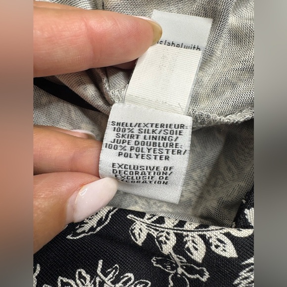 Diane von Furstenberg Irina Silk Dress Wrap Dark Floral Dainty V-Neck Printed - Picture 6 of 10